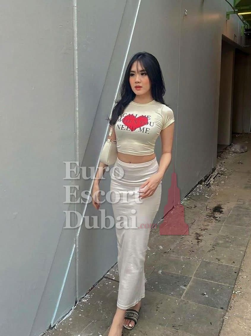 Maricar, 22, escort in Sharjah — 164 cm, brown hair (photo 6 of 6)