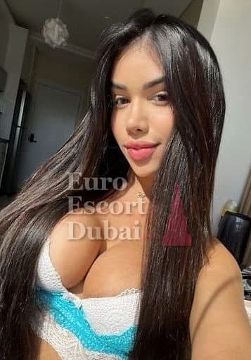 Alana, 23, escort in Dubai — 170 cm, black hair (photo 9 of 13)