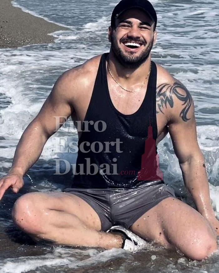 Xavier, 24, escort in Dubai — black hair, 170 cm (photo 3 of 13)