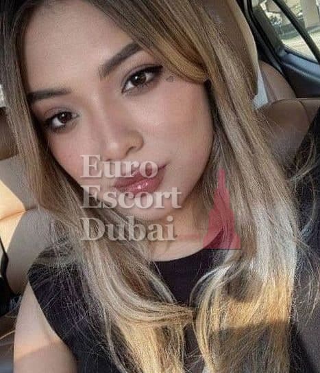 Malika, 22, escort in Dubai — blonde hair, Uzbek (photo 1 of 13)