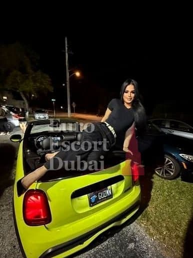 Valeska, 24, escort in Dubai — Colombian, 170 cm (photo 2 of 13)