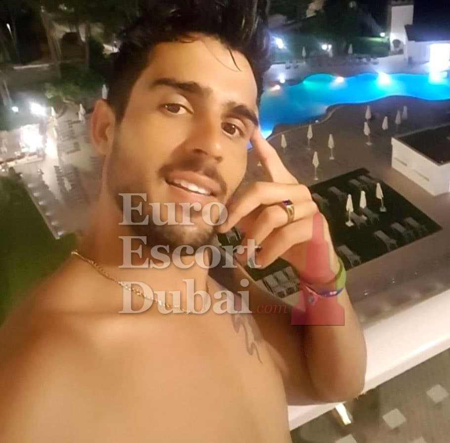 Ibrahim, 32, escort in Dubai — black hair, 180 cm (photo 1 of 13)