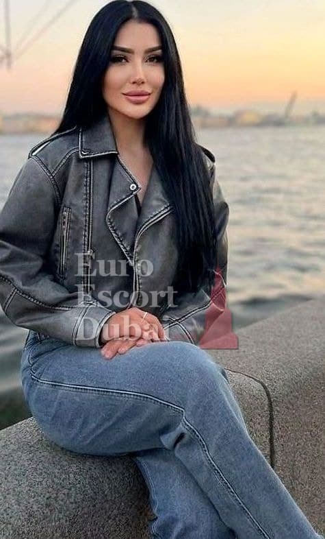 Saltanat, 23, escort in Dubai — 172 cm, brown hair (photo 9 of 13)