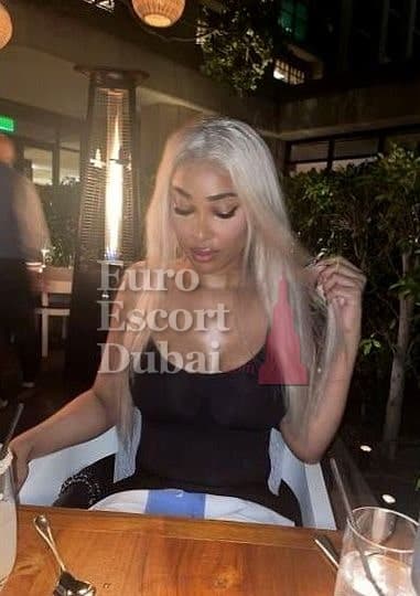 Anahi, 22, escort in Dubai — 184 cm, Brazilian (photo 8 of 13)