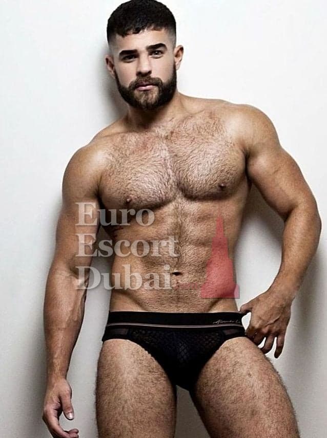 Marwan, 27, escort in Dubai — black hair, 173 cm (photo 1 of 13)